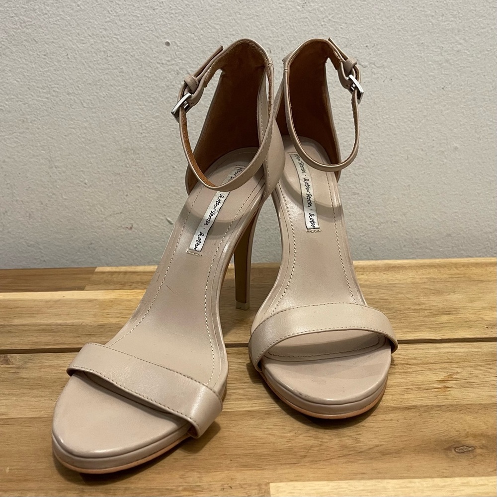 & Other Stories Nude/Beige Ankle Strap High Heel Sandals - EU 39 (US 8)